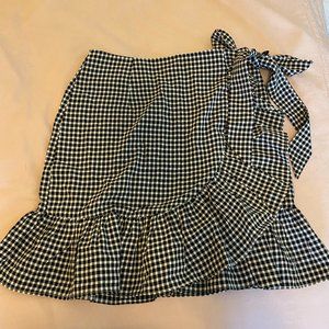 Tie Waist Gingham Ruffle Trim Wrap Skirt